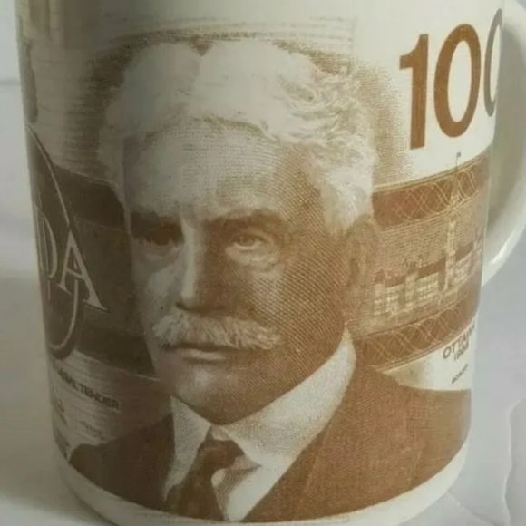 Novelty Collectible 1998 $100 Bill Canadian Currency Ceramic Coffee Mug - Picture 10 of 10